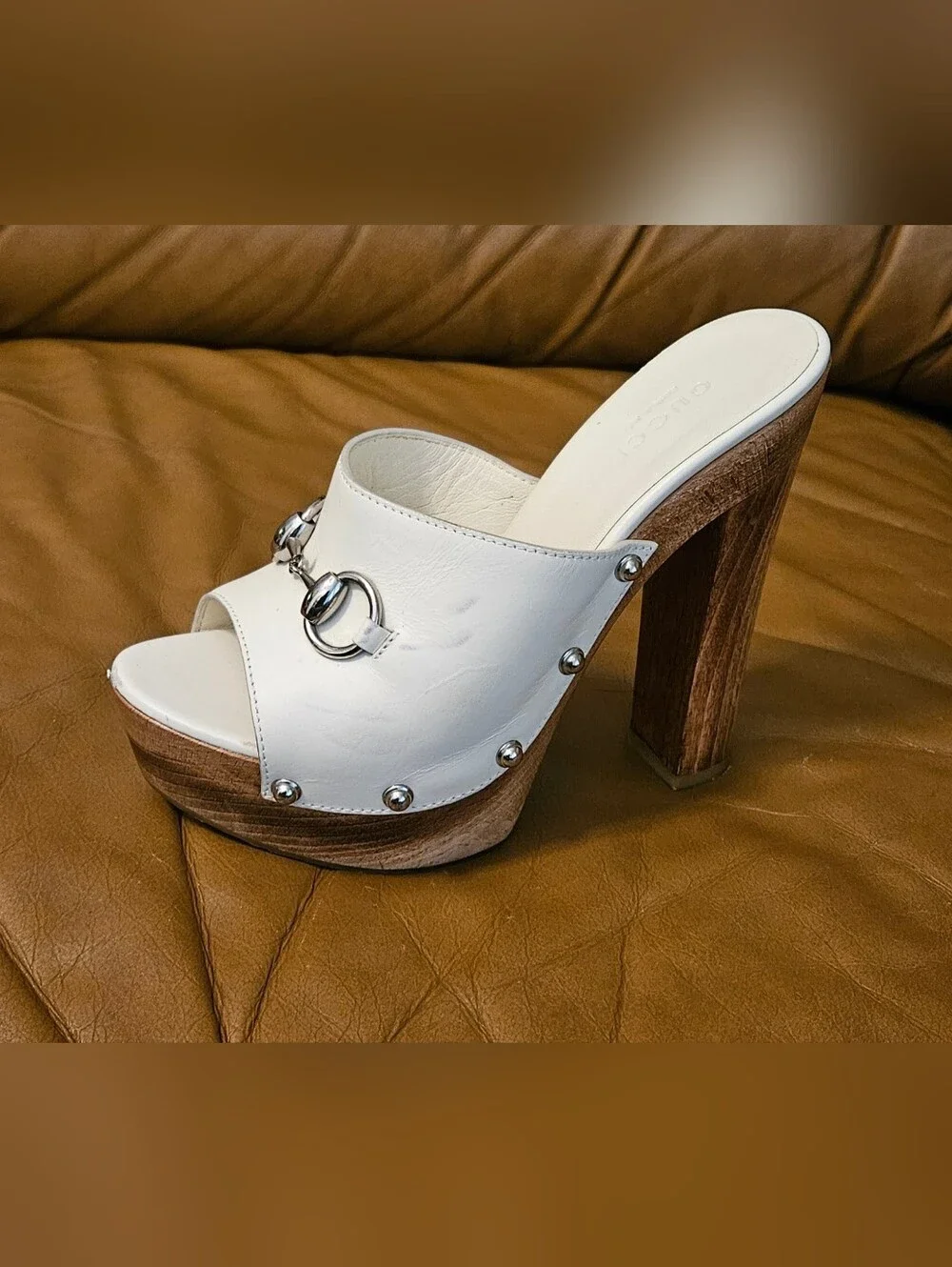 GUCCI Off-White Leather Studded Platform Mule Heels Size 5 US